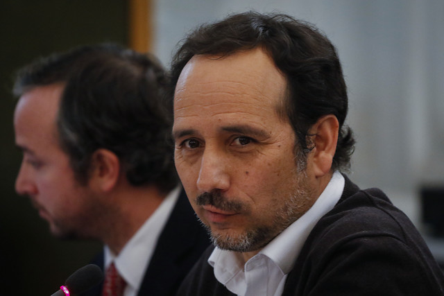 Ante el arribo del exministro de Hacienda Felipe Larraín al directorio de Cencosud: Diputado Núñez (PC) presenta proyecto para impedir tráfico de influencias