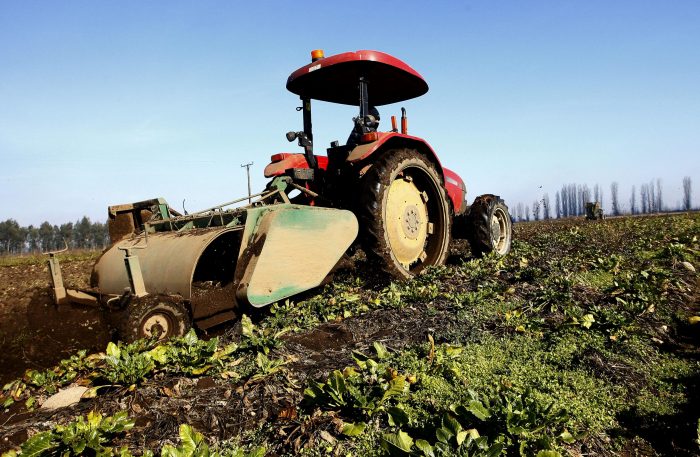 Diputados RN advierten que medidas del Gobierno para el agro son «insuficientes»: piden postergar pago de contribuciones ante crisis por Covid-19