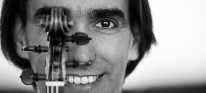 Encuentro online: «La psicología de la música» con el violinista portugués Carlos Damas en Friday Night