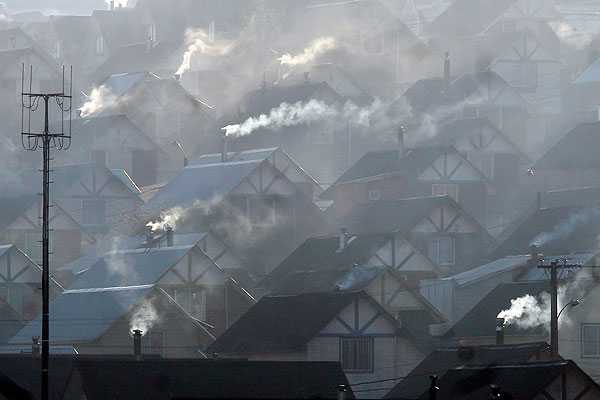 Científicos chilenos advierten que malas condiciones atmosféricas en invierno podrían favorecer la propagación del SARS-CoV-2