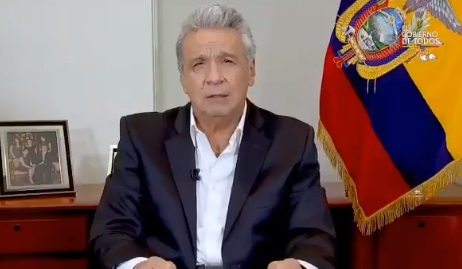 Presidente de Ecuador anuncia reducción del 50% de su salario y el de su gabinete