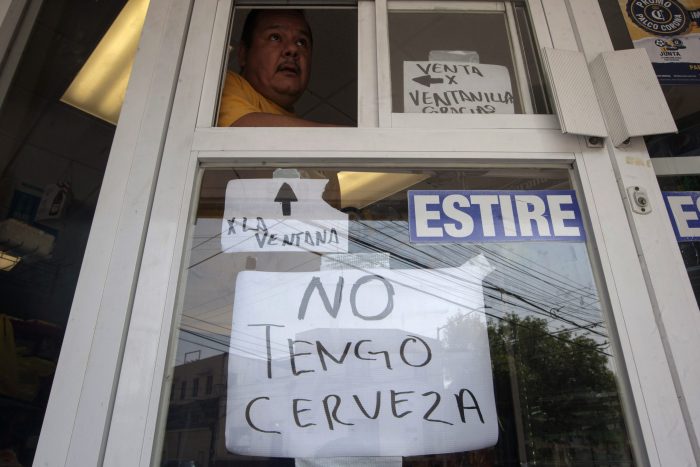 #ConLaCervezaNo: el coronavirus tiene sedientos a los mexicanos