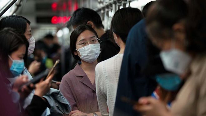 Coronavirus en China: cómo está siendo el regreso al trabajo en el gigante asiático después del confinamiento y qué cosas han cambiado