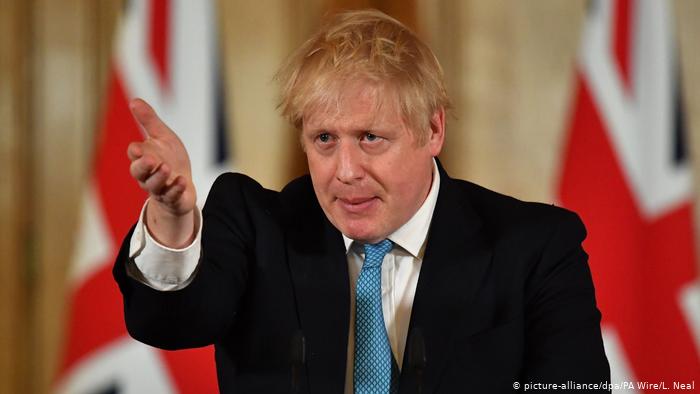 Johnson reconoce frustración de los británicos ante desescalada y les pide paciencia