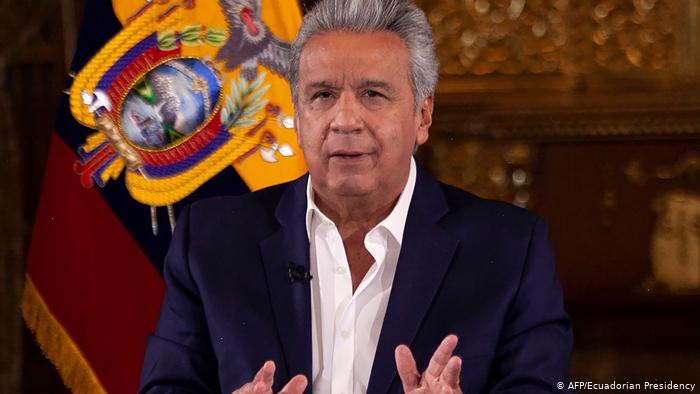 Ecuador anuncia grandes recortes para afrontar la crisis
