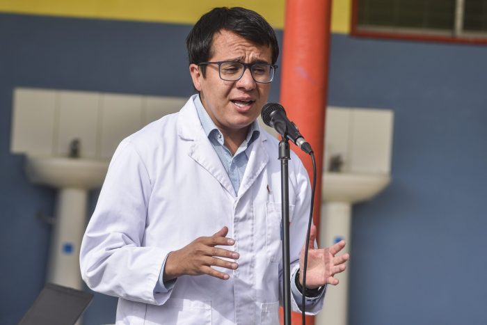 Seremi de Salud de Región de Valparaíso internado en UCI por probable Covid: intendente y jefe de la Defensa inician cuarentena preventiva
