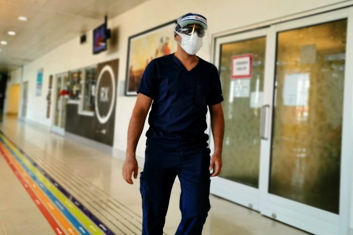«Al límite»: Hospital El Carmen de Maipú revela que no cuenta con camas críticas disponibles ni ventiladores mecánicos