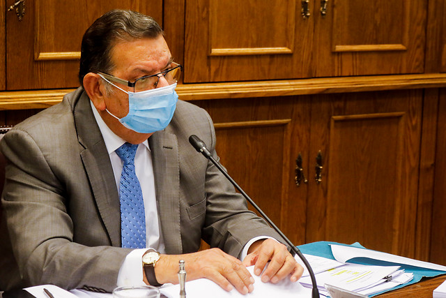 Senador Quinteros (PS) en picada contra la banca: «Le dieron un portazo a las pymes»