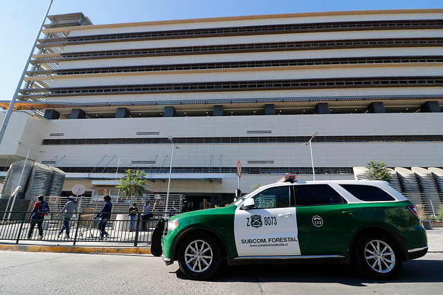 Paciente cayó del sexto piso del Hospital Gustavo Fricke en Viña del Mar: estaba internado y era sospechoso de Covid-19