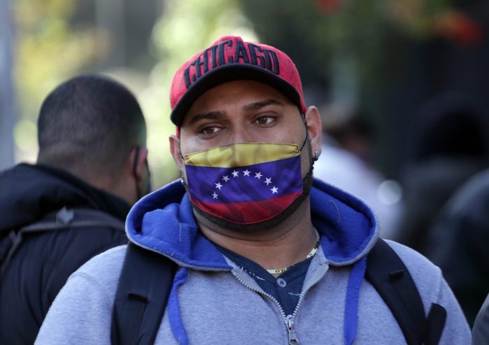 Informe OEA sobre situación de venezolanos en Chile: valoran voluntad política del Estado pero critican restricciones migratorias