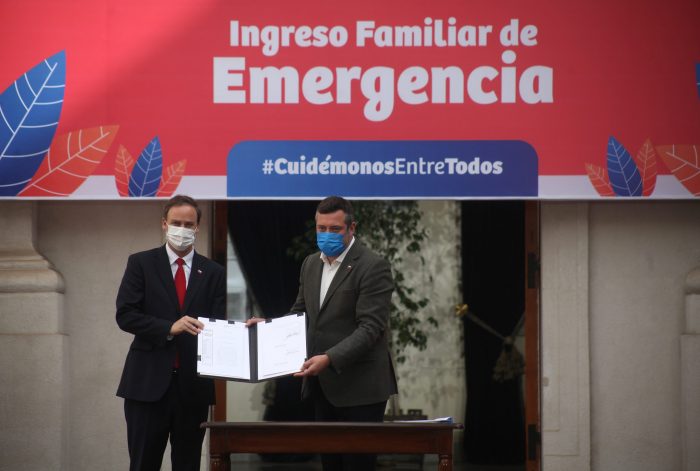 Gobierno promulga el Ingreso Familiar de Emergencia: beneficiará a casi 5 millones de chilenos