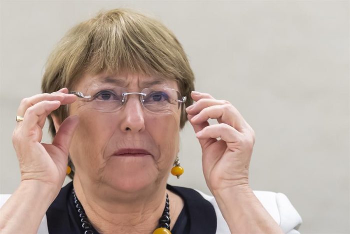 El llamado de Bachelet para ayudar a los migrantes durante la pandemia del COVID-19: «Están desproporcionadamente afectados»