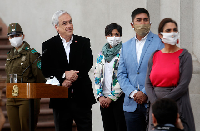 Piñera aboga por el Ingreso Familiar de Emergencia y defiende el “retorno seguro” en su mensaje por el Día del Trabajador