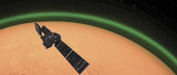 Marte: qué es el misterioso brillo verde que se desprende de la atmósfera del planeta rojo