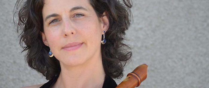 Conciertos para la Hora Azul con flautista dulce Carmen Troncoso vía online