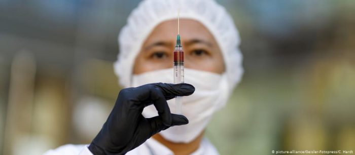 Vacuna de Oxford llegará a América Latina entre enero y marzo del 2021