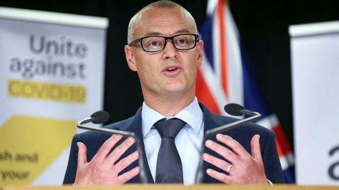 Ministro de Salud de Nueva Zelanda dimite tras saltarse en abril el confinamiento