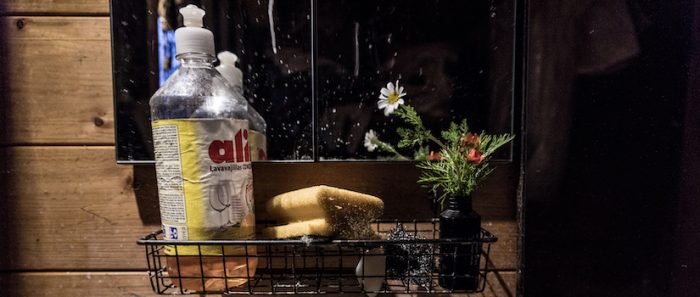 Fotógrafa chilena retrata la belleza de lo cotidiano durante su confinamiento por el COVID-19 en España