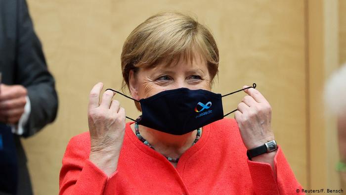 Merkel: uso de mascarilla es «irrenunciable» para contener pandemia