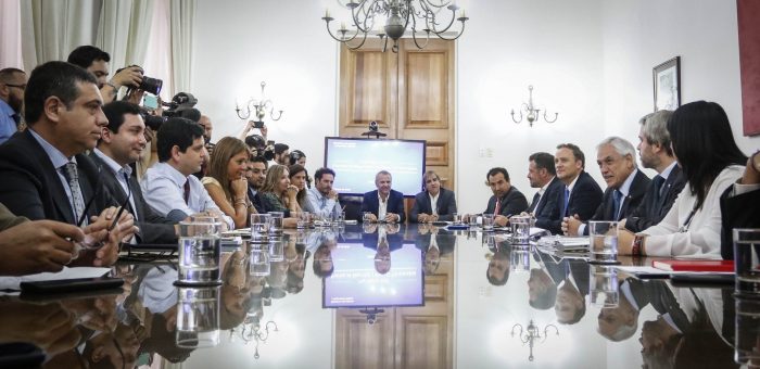 Coletazos de la derrota por el 10% de la AFP: Gobierno suspende comité político de los lunes con Chile Vamos «hasta nuevo aviso»