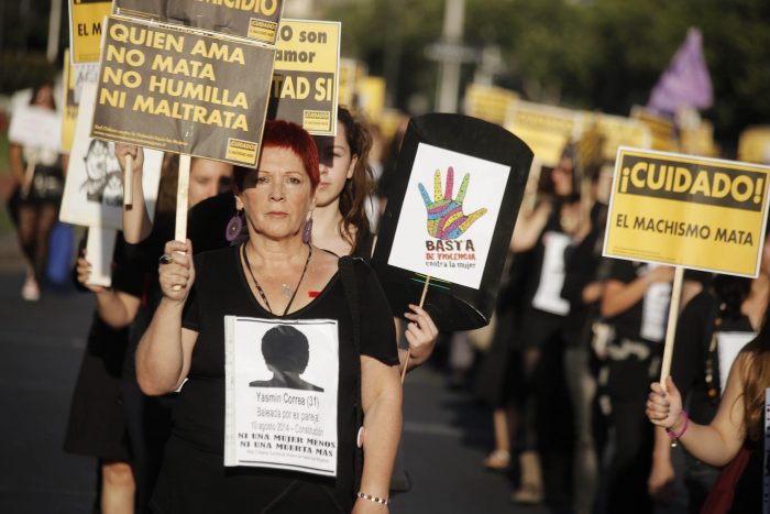 Los feminicidios no se detienen en Perú a pesar de la epidemia de la COVID-19