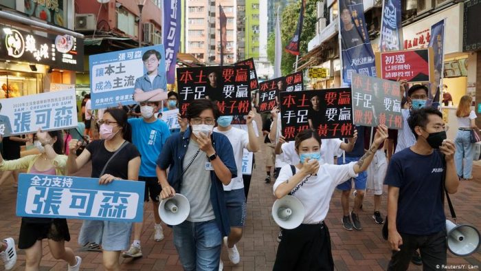 Gobierno de Hong Kong aplaza por un año los comicios legislativos de septiembre