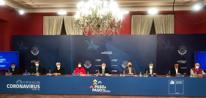 Paso a Paso: Minsal anuncia desconfinamiento en 7 comunas de la Región Metropolitana y medidas de apertura para La Araucanía