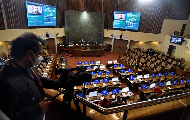 Cámara de Diputados inicia primer día de discusión de proyecto de retiro de fondos de AFP bajo la mirada y presión de La Moneda
