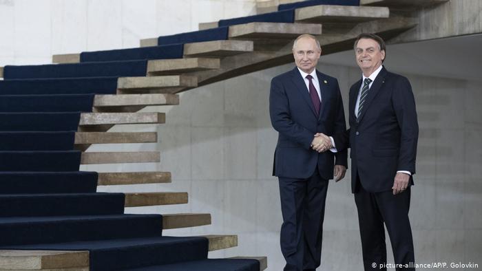 Putin desea a Bolsonaro una rápida recuperación del coronavirus