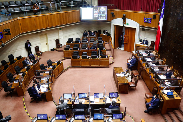 Tensión política al máximo en el oficialismo: jornada clave en el Senado que vota hoy retiro de fondos de AFP