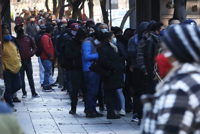 Desempleo en Chile baja a 10,8% y ministro Palacios destaca la creación de 249 mil puestos de trabajo