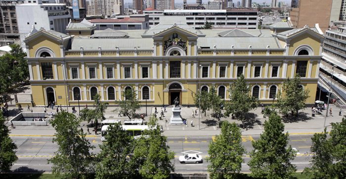 Cuatro universidades chilenas figuran entre las mejores del mundo según ranking de Shanghai