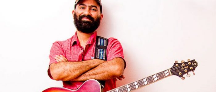 Concierto “Guitarrazo en línea” con Juanito Ayala vía online