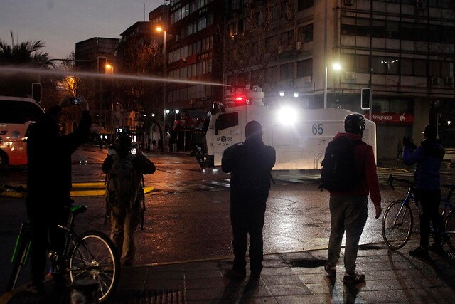 Disturbios en Plaza Italia: 21 personas serán puestas a disposición de fiscalía