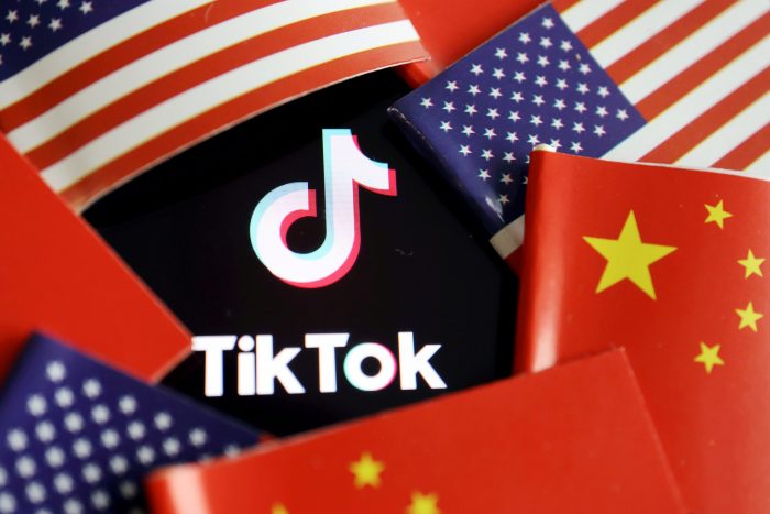 Trump bloqueará descargas de TikTok y WeChat en EE.UU. desde el domingo