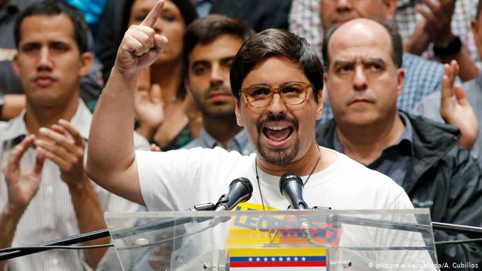 Opositor Freddy Guevara deja la Embajada de Chile en Caracas tras 1.040 días