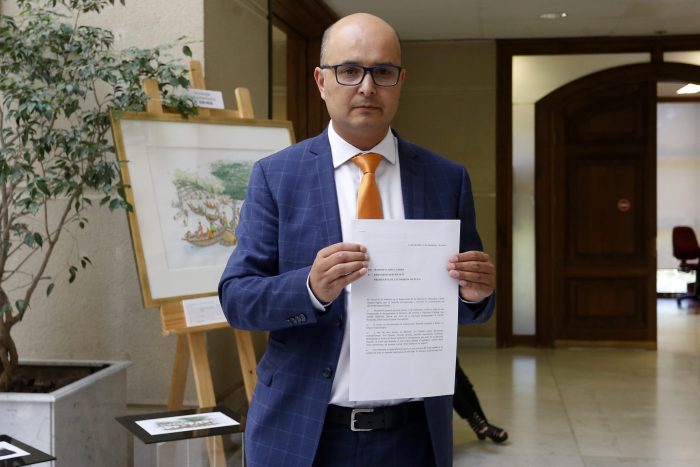 Diputado Ilabaca (PS) calificó como «inconsciente e inhumano» la finalización del programa Hogar de Cristo en Los Ríos