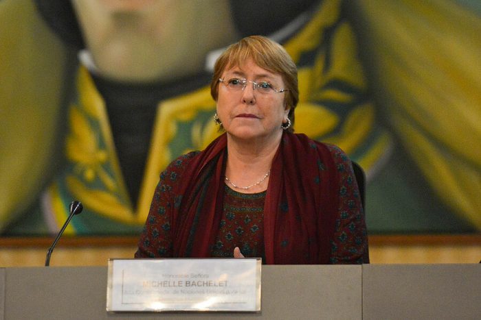 Bachelet llama a los líderes políticos a reconocer los abusos a las mujeres