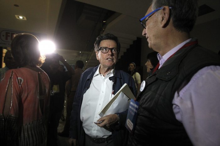 “Transbordos ideológicos”: Carlos Larraín no pierde oportunidad de criticar a Mario Desbordes