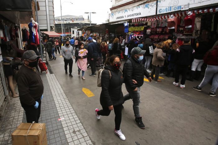 Espacio Público por desconfinamiento en la RM: «No es lo apropiado para las grandes ciudades»