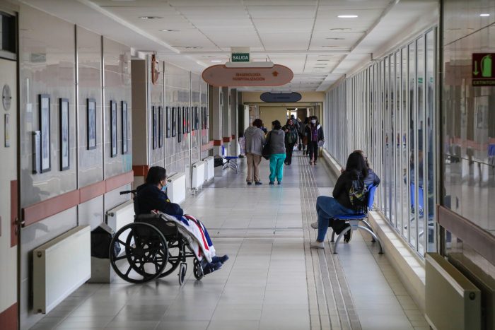 La advertencia del Colegio Médico: «El rebrote que existe en Magallanes podría suceder en unas semanas más en Santiago»