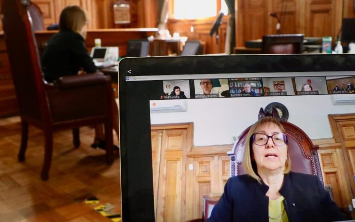 De manera unánime: Comisión de Constitución del Senado aprueba nominación de Adelita Ravanales para la Corte Suprema