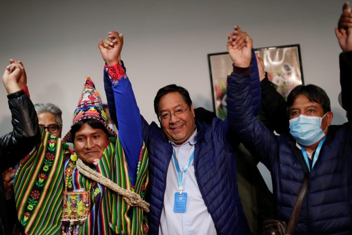 Elecciones en Bolivia: Candidato Mesa reconoce victoria de socialista Arce
