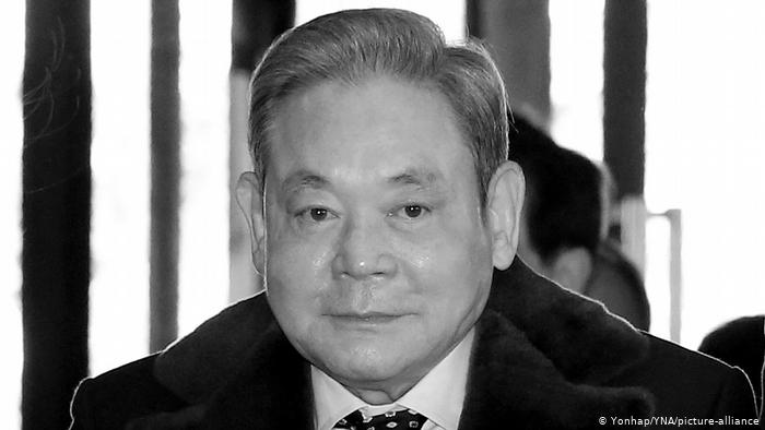 Murió Lee Kun-hee, el magnate que convirtió a Samsung en imperio