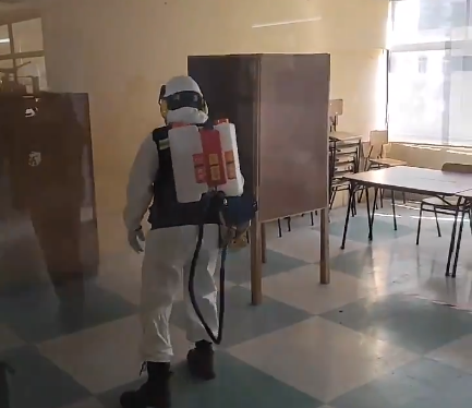 Alcalde Sharp informó que cuenta con seis nebulizadores sanitizadores para mantener los más de 50 locales de votación de Valparaíso