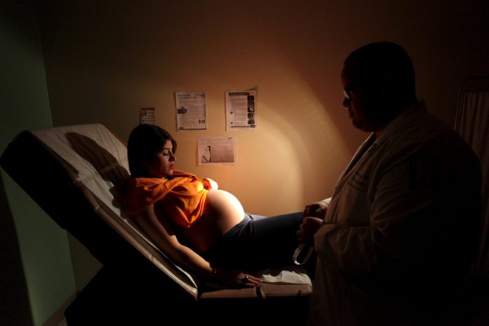 ONU: embarazos adolescentes cuestan a América Latina miles de millones de dólares al año