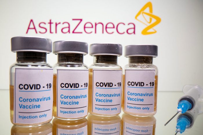 Vacuna de Oxford y AstraZeneca contra el covid-19 tendría un 90% de eficacia