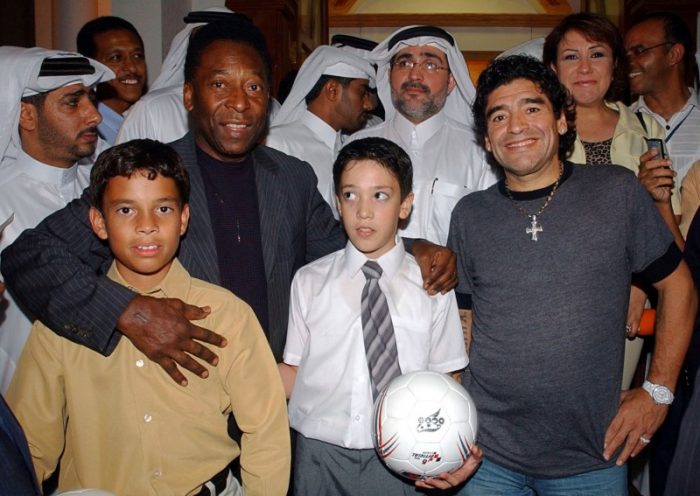 Pelé despide a su «amigo» Diego Maradona: «Un día, espero que podamos jugar juntos en el cielo»