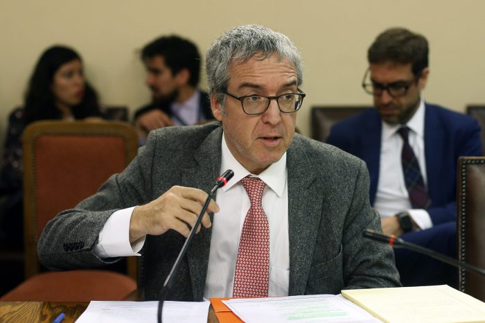 Gabriel Zaliasnik se repite el plato y ahora asumirá la defensa de Víctor Pérez por acusación constitucional en su contra