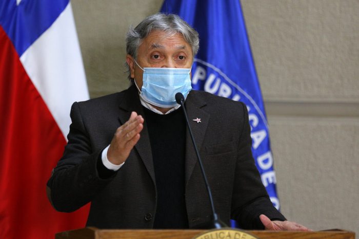 Parte médico del senador Navarro: presenta leve mejoría tras ser desconectado a ventilación mecánica